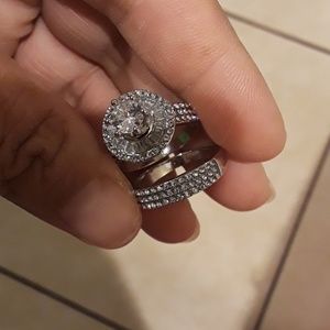Costume Cubic Zirconia wedding ring